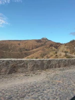 Cristo Rey de la Montaña 🥰🙏🏻 #cristoreydelamontaña #cristodelamontaña #silao #guanajuato #fypシ #fyp #leonguanajuato #guanajuato #silaogto🇲🇽 #elcubilete #josealfredojimenez #caminosdeguanajuanto #mexico🇲🇽  #travel #pluebosmajicos 