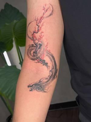 Dragon brush stroke tattoo #finelinetattoo #dragontattoo #dallastattooartist 