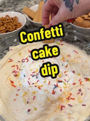 Confetti cake dip #dip #dessert #desserts #desserttiktok #confetticake #confetti #confettidip #dessertrecipe #fyp #fypシ #fu #4upage 