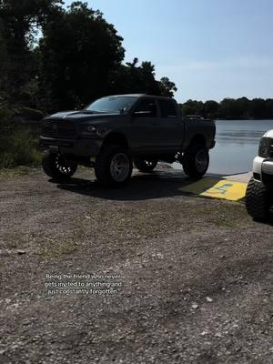 #thatwidehemi #viral #roughcountrylifts #fyp #roughcountry #dodge #stemsdrop001 #stemsdrop001 #24x14wides33s #24x14wides #2footas 