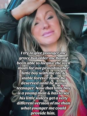 This verse in this cover did me in! Its crazy to me some people (I’m some people) go through life and hold on to things/guilt from the past for so long without ever addressing them or talking about them. Maybe one day. #grace #teenmom #momguilt #mamasboys #1stlove @jacksonsnellingofficial 