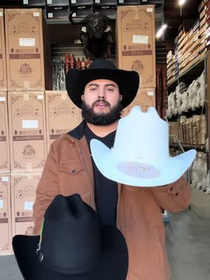 Stone 100X viejon felt hat in white and black #thesombreroranch #foryou #texana #sombrero #baile #jaripeo 