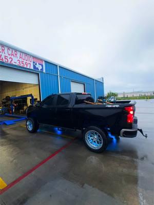 La Noche De Verano En Houston🕺🏻 -Ig/Jv_hernandz - - - - - - - #houstontx #xtremeoffroadpark #regionalmexicano #exploremore #chevrolet #paratiiiiiiiiiiiiiiiiiiiiiiiiiiiiiii #mamalona #belicos #silverado #tumbados #viraltiktokvideo 