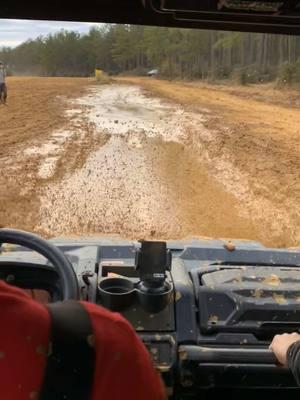 Life is about who you spend it with! #family #kuntrylyferiderz #undrdaug #fun #mudhole #mudding #defender #canam #pcf #fuelwheels #hd10 #42s #bkt #offroad #mud