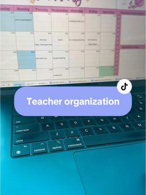 The BEST organization tool I’ve ever created.  #teachertips #tipsforteachers #teacherorganization #teachertechtips #googletips #teacherplanner 