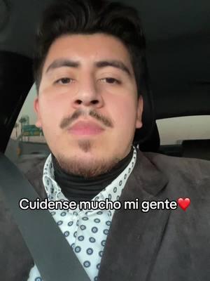 Gracias a personas como @Carlos_Eduardo_Espina y a muchos otros por el apoyo a la comunidad inmigrante. 🙏❤️ #explore #viral #explorepage #viralvideos #musica #fernandoayala #viralreels #661 #fypシ #border #borderpatrol #migra 