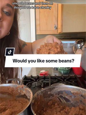 Would anyone like some beans? #beans #refriedbeans #cooking #fail #eating #Recipe #funny #mexicanfood #whitepeoplebelike #beanstiktok #helpme #howtotiktok 