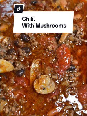 Let’s fight about chili. How do you make yours?  #chili #chiliwithbeans #chiliwithoutbeans #chiliwithmushrooms 