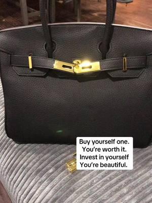 #luxuryhandbag #lookslikeabirkin #fromtheorangestore #treatyourself #alexisfelix16lives4ever #Alexisapproves 