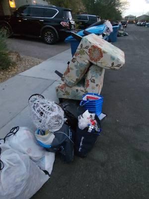 millonarios tiran bolas de dinero en la calle en usa#fypagedumpsterdiving #loquetiranlosmillonarios #enusa #bolasdedineroenlacalle #dumpsterdiving #viral #fypage #parati #loquetiran #enlasciudadesenysa #dineroalabasura #loquetiran #enlasvegasnevada #enusa #dolaresalabasura #loquetiranloscasinos #enlasvegasusa #dineroenloscontenedores #debasura #viralentiktok #losgrandes #hallazgosdedinero #enlabasura #ungranhallazgo #dedineroenusa #dumpsterdiving #losrecolectores #debasuraenusa #nelsonverduzcovlogsoficial #elioenlabusqueda #frankenlabusquedaymas #estilodehallazgosenusa #estilodevidaenusa #elsolovinoenusa #gracias #parati #fypage 