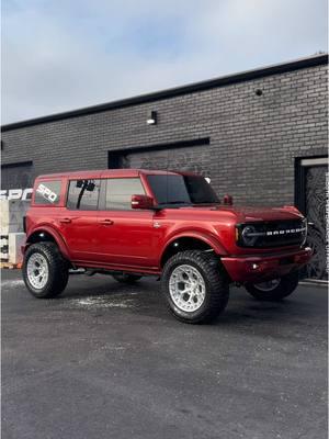 Tire review for 35x12.50r20 Avix Trail Grapplers #spo #offroad #smoothperformanceoffroad #offroad4x4 #relatable #wheelshop #tireshop #tires #trucks #trocas #trucksoftiktok #bronco #fordbronco #broncos #fordbuilttough #35s 