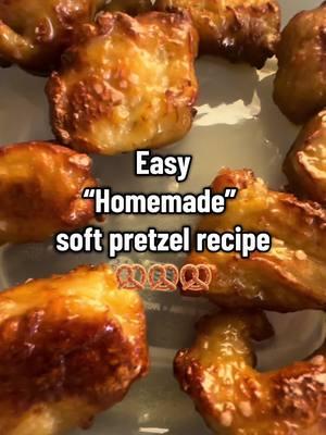 How to make soft pretzels at home 🥨 #EasyRecipe #softpretzel #CapCut #cooking #homemadepretzels #breadtok #pretzels #easysnack #creatorsearchinsights 