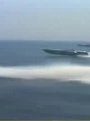 this is offshore #vehiculemagazine #powerboats #speedboat #powerboat 