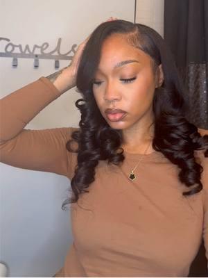 ✨ Quick Weave Side Part ✨Using Body Wave Hair From @Wequeenhair   #quickweave #hairstylesforblackgirls #hairtok #naturalhairtiktok #blackgirltiktok #wequeen #sidepart #curls #bodywave #protectivestyles #blackgirlhairstyles 