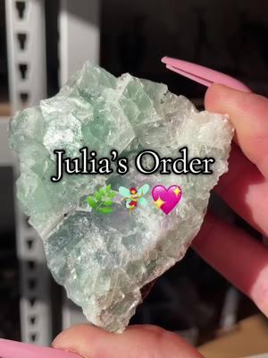 The Rutile Quartz 🥺💖😭 #crystaltok #rawcrystals #fluorite #rutilequartz #greencalcite #crystalcarvings 