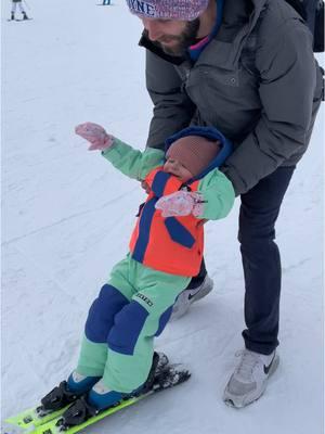 Two year difference. 🤍❄️🎿⛷️#boynemountain #boyne #skiing #skiingtiktok #littlebunny #bunnyhill #kidsskiing #MomsofTikTok #boynecountrysports 