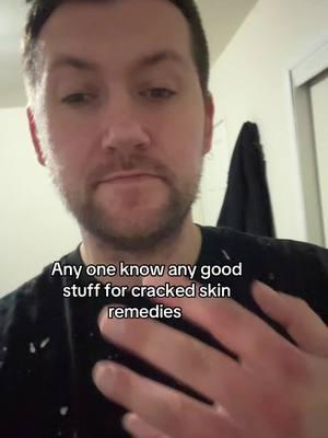 Skin issues #skin #crackedskin #winter #derm 