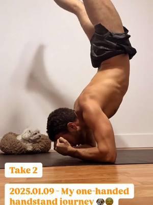 Join me as I document each step of my quest to master the one-handed handstand. Each video, dated for clarity, will give you an insight into the techniques I'm refining, the challenges I face, and the milestones I achieve! Cheers 😌😎, Mikey Peres www.instagram.com/mikeyperes www.tiktok.com/@mikeyperes www.facebook.com/mikeyperes www.michaelperes.com ------ #OneHandedHandstand #HandstandJourney #Breakdancing #bboy #handstand #Calisthenics #TrainingProgress #FitnessGoals #HandstandTraining #StrengthTraining #handbalance #MikeyPeres #MichaelPeres