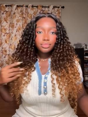 Try our three color gradient glueless frontal straight wig✨@binetouk Wig link in my bi0 #allovehair#wigtutorial#lacefrontwigs#loosedeepwave#blackgirlmagic#trends#foryou#newyear#overnightshipping