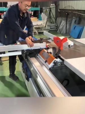 Flexible and efficient woodworking solutions to help you shine! #fsbolingmachine  #fsboling  #edgebanding #wood #woodwork ##decoration #handmade #furniture #furnitureflip #machine #machine  #tigertikant #yeechop 