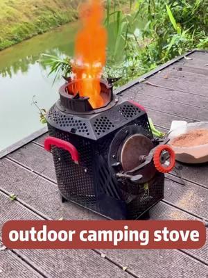 Fresh leaves can also burn smokelessly, efficiently burning in a smokeless wood stove#woodstove #Camping #outdoorcooking #factory #Distributor #cookingstove #campingstove 