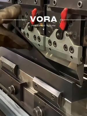 Feel the bending effect of amada bending machine from a distance#bendingmetal #bendingmetalmachine #bendingtool #amada #lvd #bystronic #sheet #sheetmetal #vora #voralvideo #pressbraketooling #pressbrake #turmpf #Yawei #pressbrakemachine #sheetmetalbendingmachine #sheetmetalworkers 