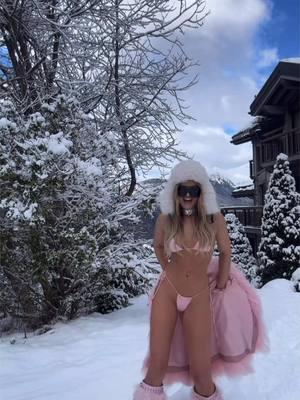 when snowflakes meet fairy dust ✨🧚🏻‍♀️ #pinkfur #bikini #snow 