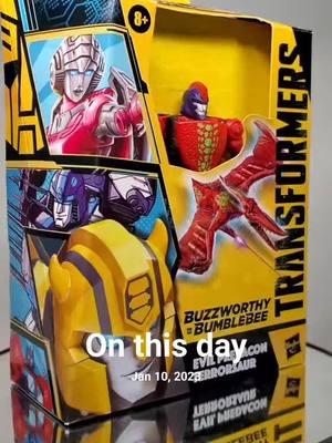 #onthisday Let's look back at Buzzworthy Terrorsaur! #transformers #beastwars #predacon 