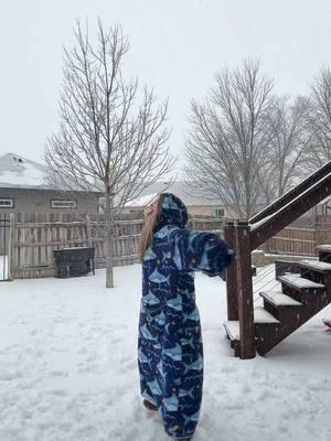 another snow day #wearableblanket #winterfashion #wintermusthaves #adultblanket #snowdayoutfit 