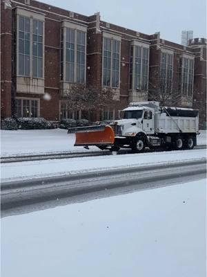 The cavalry has arrived ❄️ #ou #universifyofoklahoma #snow #snowstorm #snowday #snowplow #snowplowing #snowforecast #snowmobile #winterweather #winter #winterstorm #fyp #meteorologist #weathertok #weathereport #starwars #starwarsmemes 