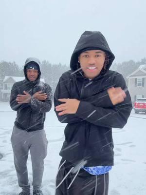 This snow got the whole ATL outside😂💯 @Sgcjonah🧑🏾‍🎤 #fyp #kavongang #sgcvon 