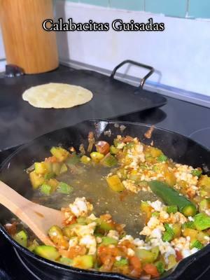 So simple and so good  #breakfast #desayuno #comidamexicana #mexicantiktok #mexicanfood #fyp #guiso 