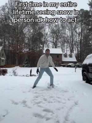 Always wanted to throw a snowball 🙂 #snow #firstsnowday #snowballfight 