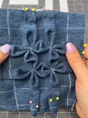 ✨How to Create a Fabric Texture with Smocking Stitch✨ #sewingtiktok #diyer #costura #sewinghacks #hacks #lifehacks #costurafacil #howtosew #costuracreativa #costuraparaprincipiantes #tips #tipsandtricks #coser #howto #craft #sew #sewingtutorial 