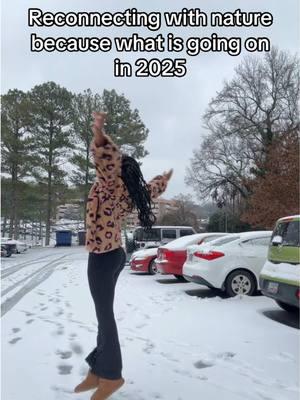 Also since when does it snow in Georgia?? #snow #blizzard #coldasf 