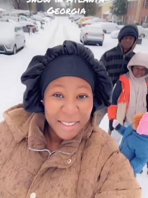 Snow in Atl-Georgia diaries  #fypシ #foryoupage #viralvideo #trendingvideo #atlanta #georgia #snow #snowinatlanta #rainmikegeneralbeauty #tiktokusa 