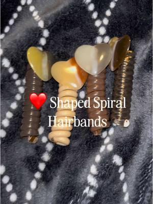 Great if you want to spice up your kids braids💖 #heartshaped #spiral #hairstyle #kidshairstyles #valentinesdaygift #hairjewelry #fy #TikTokShop 