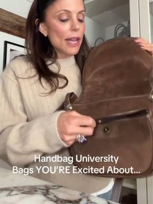 Tip: buy unique and buy quality that YOU’RE excited about @Banana Republic #handbaguniversity #bag #handbag #shopping #affordable #shoppingtips #bananarepublic 