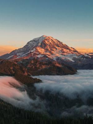 You can’t miss this hike in Mt. Rainier National Park 🤯🏔️ We did this hike at sunset, so the first 3 miles weren’t in the dark, but the last 3 were. 🫣 we weren’t in Grizzly territory but there are black bears so still come prepared with bear spray. 🐻 And this was actually the first hike we ever used head lamps… we honestly can’t believe we ever hiked in the dark without them. They are a game. changer. 👏🏼 HIKE DETAILS👇🏽 📍Trail Name - Tolmie Peak in Mt. Rainier NP 🥾Distance - 5.6 miles  🏔️Elevation Gain - 1,555ft 🔸Rated Moderate on @alltrails  Send this to someone you want to do this hike with💌 #washington #pacificnorthwest #washingtonhikes #mtrainier #nationalparks #Hiking #Outdoors #beautifuldestinations