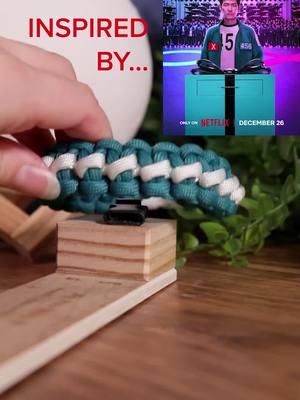 🦑 Game Inspired Paracord Bracelet #paracord #paracord550 #paracordbracelet #survivalbracelet #squidgame #squidgame2