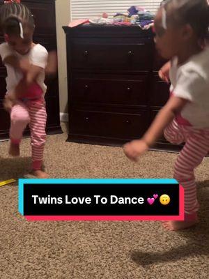 Good morning! snow day! #snowflakes❄️ #snowflakes #fyp #foryou #foryoupage #foryou #washingtonmobb #fyp #foryou #washingtonmobbb #foryou #washingtonmobbbb #fyp  #howmanykidsyouhavechallenge #dancingtwins #dancingtwins👯‍♀️ 