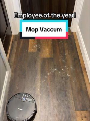 Literally love this thing 🧼🧹 #robotvaccuum #robotcleaner #clean #CleanTok #vaccum #robotmop #mop #TikTokShop 