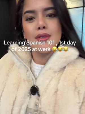 First off, my mind was loading what spanish word was it 😂😂😂 So in English : Where is the restroom? 😂😂 #spanish101 #working #workhumor #workforfunnotforneed 😂😂😂