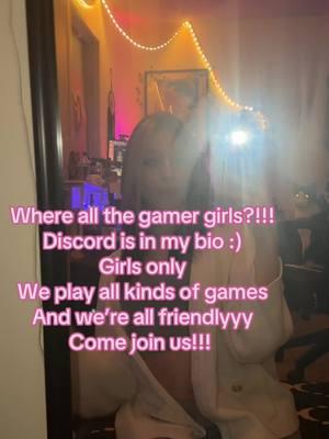 Come joinnnn we need more active baddiessss !! 💕🥰 #fypシ゚viral #discordgirls #girlsdiscord #girlgamers #girlsonlydiscord #discord #fortnite #minecraftgirl #codgirls 