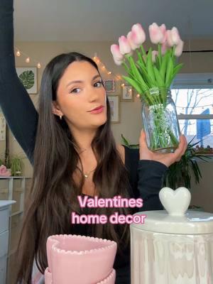 Valentine’s Day room and home decor #ValentinesDay #valentinesdaydecor #heartdecor #targetvalentines #targetmusthaves #targetdollarspot #amazonhomefinds #fivebelowpjs 