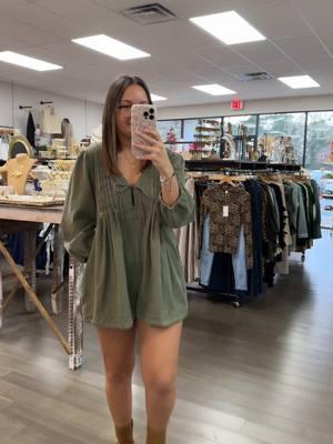 This is some of our new arrivals!!! Come shop the cutest items! 🛍️🛍️ @Hayden Coker #boutique #rootsandwings #fyp #viralvideo #cute #ineedit #buytheoutfit 