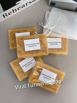 Turmeric soap#fyp #itsilanfarma #kojicacidburn #tumericsoap #tumericandkojicacid #summerootd #chemicalburn #tiktokmademebuyit 