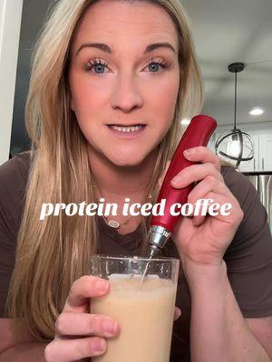 my favorite protein iced coffee recipe 56g of protein + a little caffeine ✌🏼 #creatorsearchinsights #proteinicedcoffee #peanutbuttercoldbrew #gideonsbakehouse #coldbrew #proteincoffee #momhacks #mumhacks #earthfedmuscle 