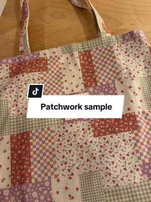 What should we change? 🫶🏼 #totebag #canvasbag #patchwork #patchworkquilt 