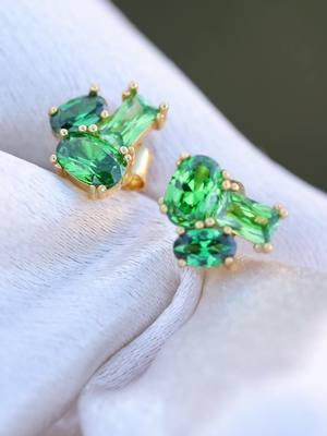 ✨ NEW: Legacy Emerald Cluster Studs ✨ Elevate your everyday look with elegance and class! Featuring three stunning emeralds in unique shapes and sizes, these studs are the perfect blend of timeless beauty and modern sophistication. 💚 Whether it’s a casual day out or a special occasion, these versatile earrings are your new go-to for effortless style. 🌟 #JSL #EmeraldStuds #EverydayElegance #JewelrySavingLives #emeraldearrings #earrings #studearrings #cluster #clusterearrings #clusterstuds #emeraldclusterstuds